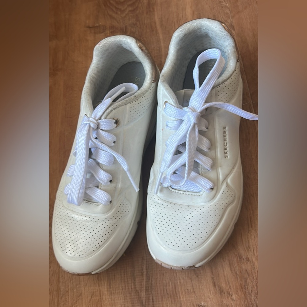 Skechers White and Tan Kids Sneakers